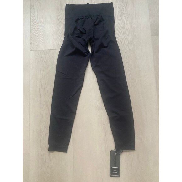 Bo+tee High Waist Seamless‎ Leggings in Jet Black size medium - Picture 1 of 3
